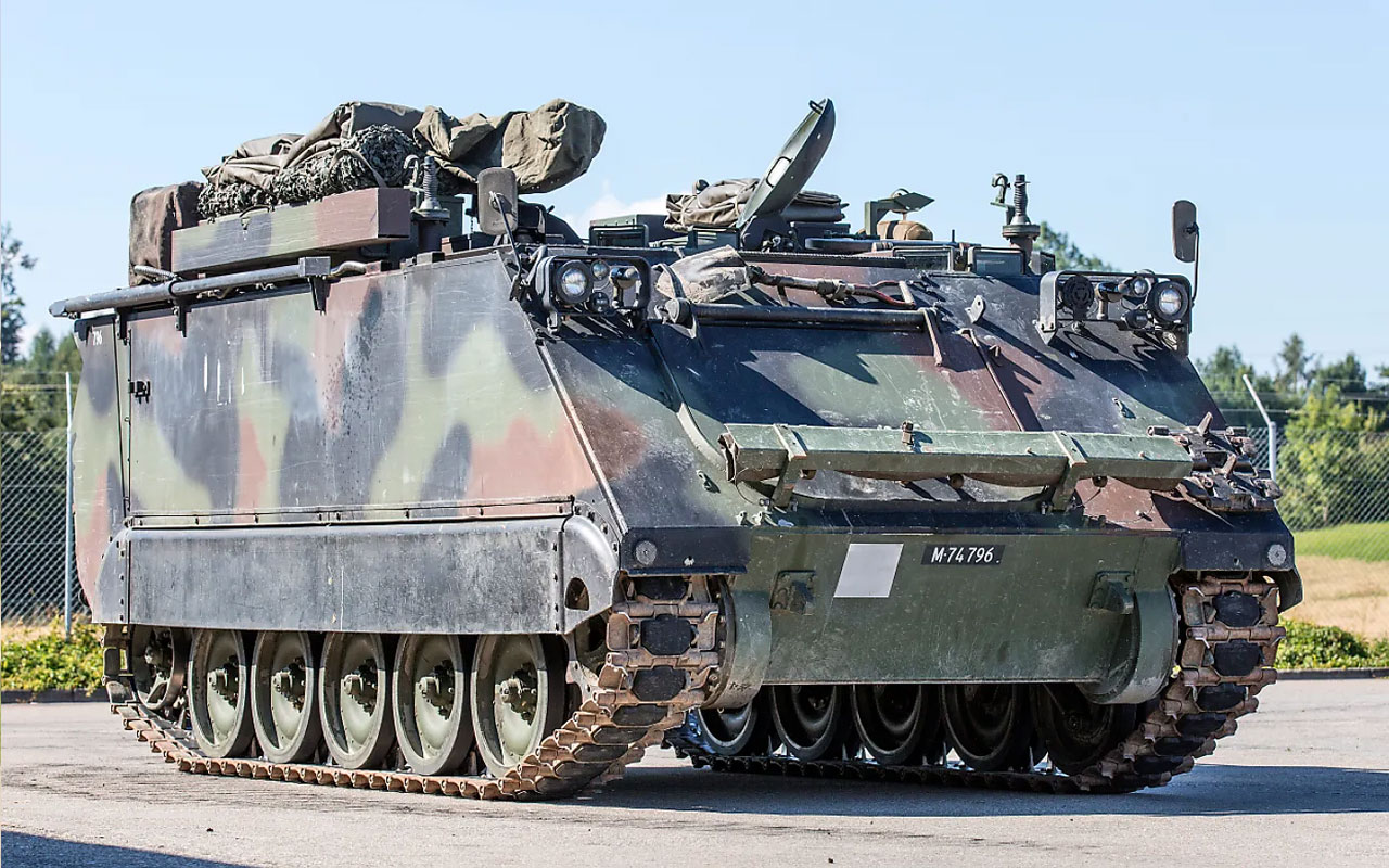 - AB DEFENCE - Запасні частини для військової оборони